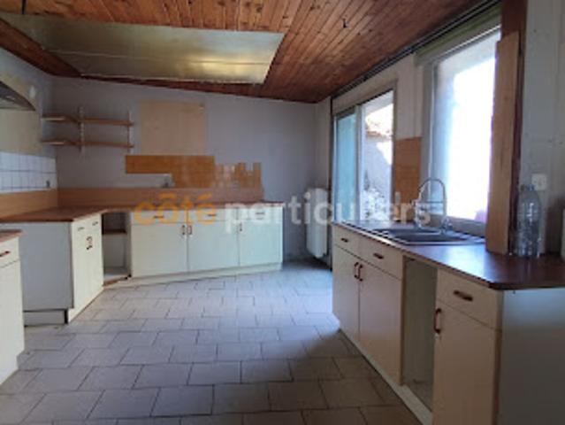 Vente Maison 12 pièces 250 m2 Raveau