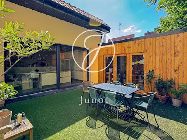 Vente Maison 12 pièces 252.64 m2 Lille