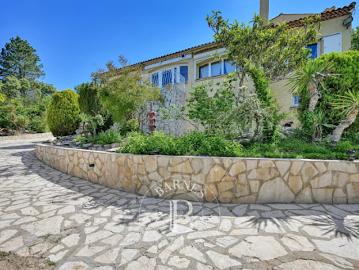 Vente Maison 12 pièces 255.7 m2 Montpellier