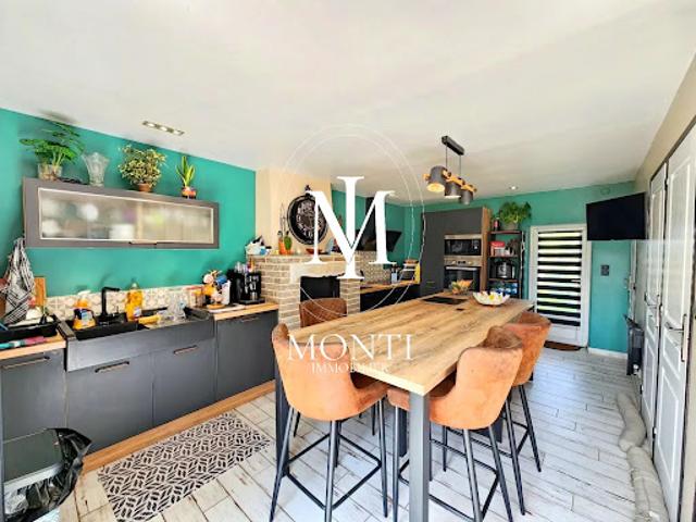 Vente Maison 12 pièces 258 m2 Le Vivier sur Mer