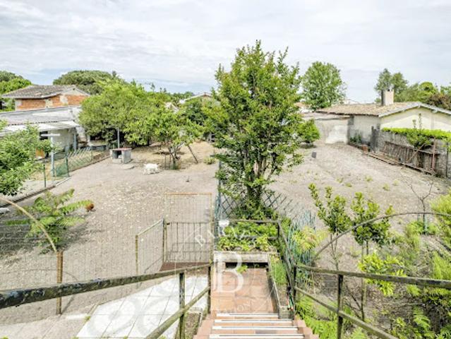 Vente Maison 12 pièces 260 m2 Eysines
