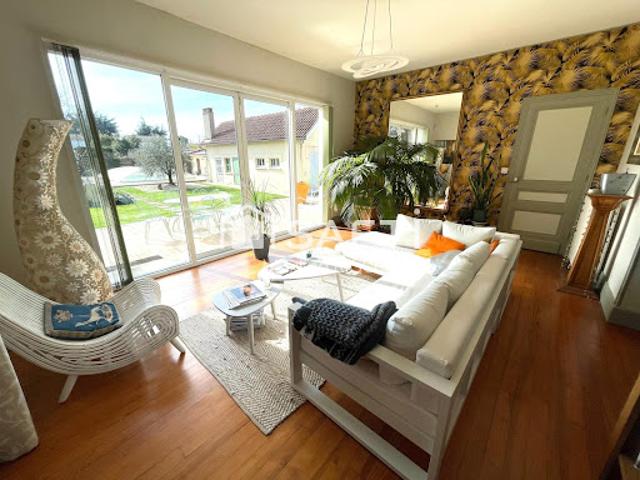 Vente Maison 12 pièces 260 m2 Marmande