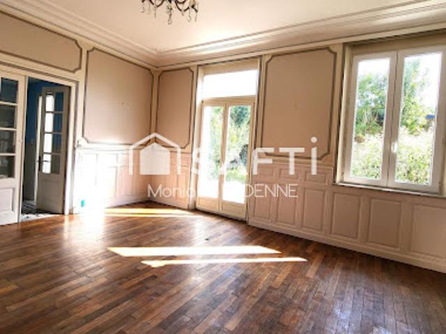 Vente Maison 12 pièces 267 m2 Doullens