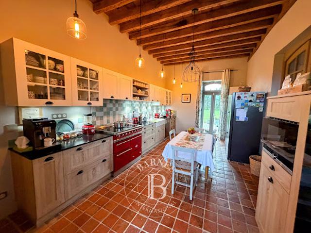 Vente Maison 12 pièces 265 m2 Decize