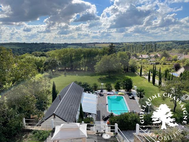 Vente Maison 12 pièces 266 m2 Saint Amand Montrond