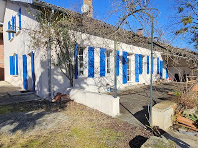 Vente Maison 12 pièces 270.9 m2 Artigat