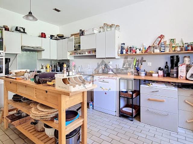 Vente Maison 12 pièces 270 m2 Chateaurenard