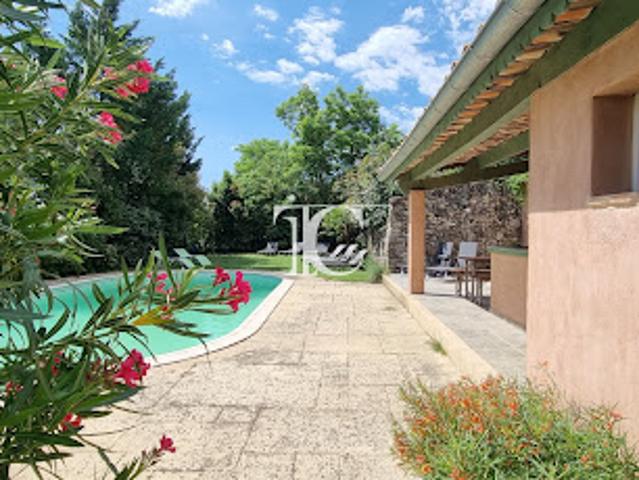 Vente Maison 12 pièces 270 m2 Saint Paul le Jeune