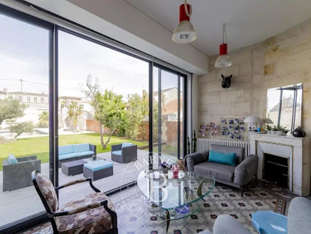 Vente Maison 12 pièces 272 m2 Bordeaux