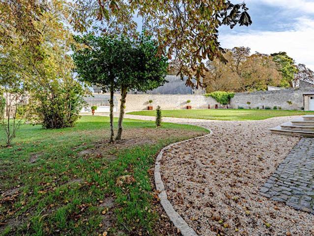 Vente Maison 12 pièces 272 m2 Creully