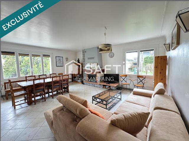 Vente Maison 12 pièces 277 m2 Castelnau sur l'Auvignon