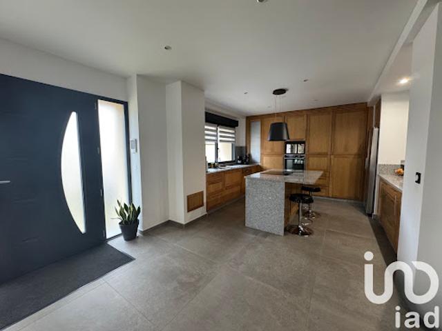 Vente Maison 12 pièces 275 m2 La Trétoire