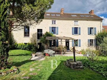 Vente Maison 12 pièces 276.23 m2 Oinville sur Montcient