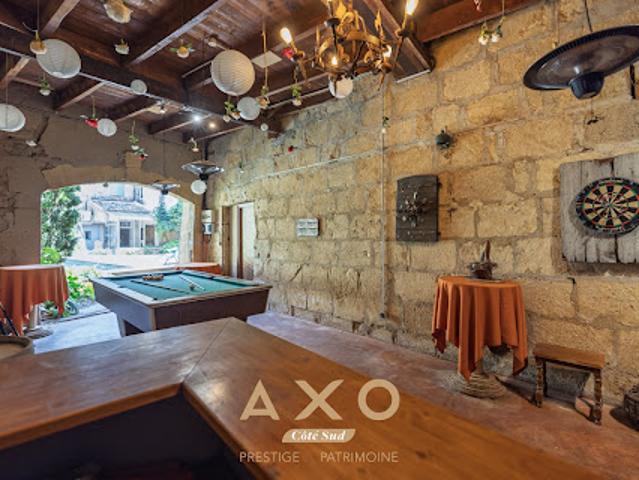 Vente Maison 12 pièces 296 m2 Collias