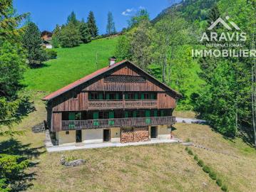 Vente Maison 12 pièces 205.43 m2 Le petit bornand les glieres