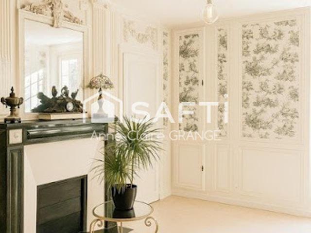 Vente Maison 12 pièces 221 m2 Fresnay sur Sarthe