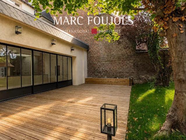 Vente Maison 12 pièces 231 m2 Compiegne