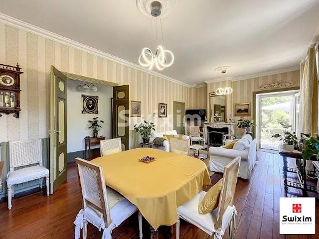Vente Maison 12 pièces 340 m2 Burzet