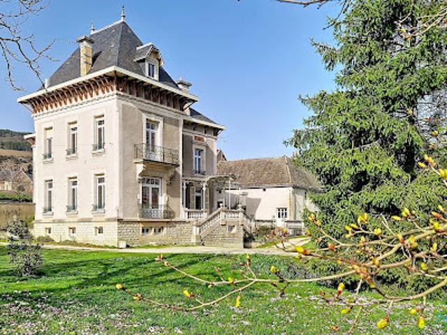 Vente Maison 12 pièces 342 m2 Beaune