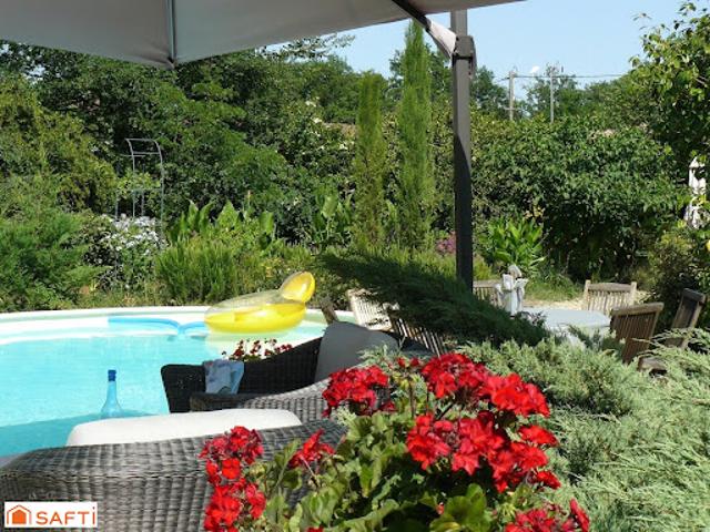 Vente Maison 12 pièces 350 m2 Arsac