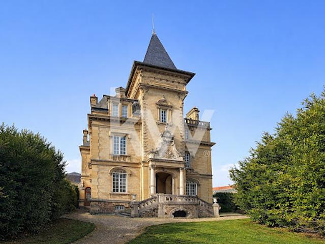 Vente Maison 12 pièces 350 m2 Compiegne