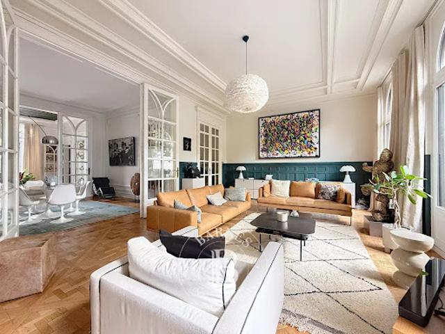 Vente Maison 12 pièces 350 m2 La Madeleine