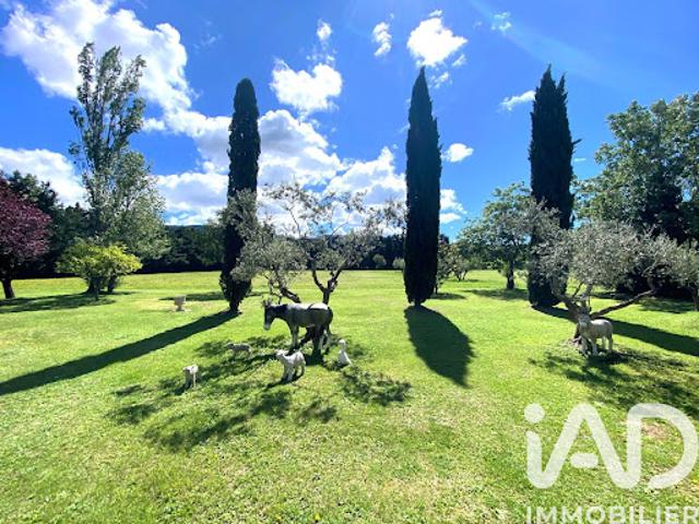 Vente Maison 12 pièces 350 m2 L'Isle sur la Sorgue