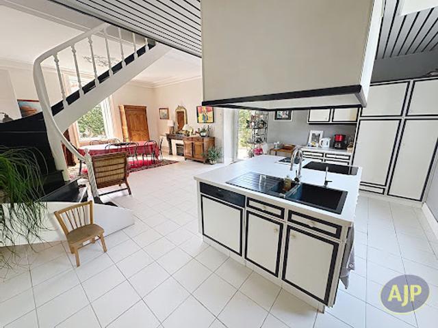 Vente Maison 12 pièces 350 m2 Sèvremoine