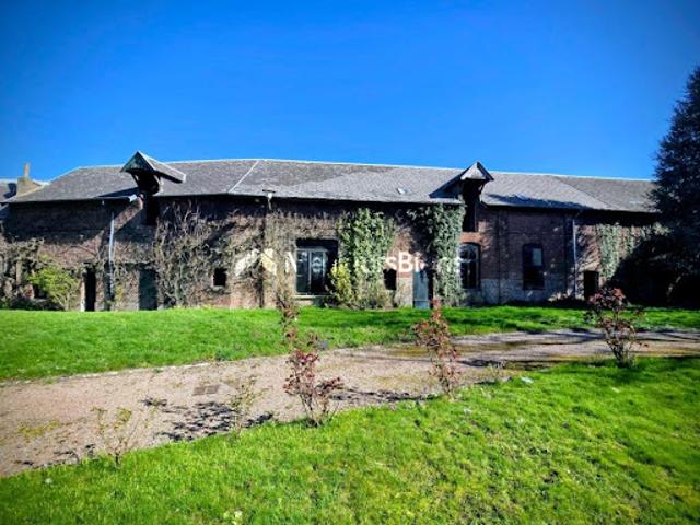 Vente Maison 12 pièces 352 m2 Le Cateau Cambrésis