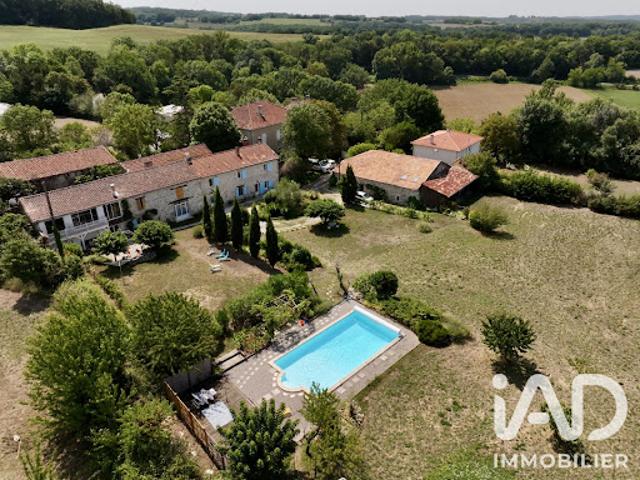 Vente Maison 12 pièces 354 m2 Galapian