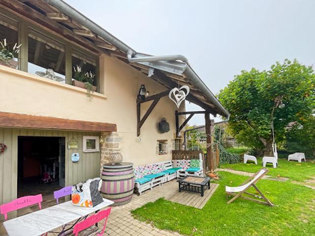 Vente Maison 12 pièces 362 m2 Pupillin