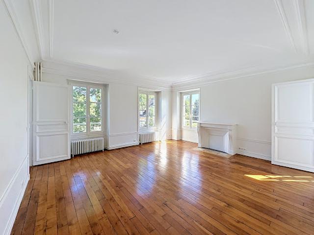 Vente Maison 12 pièces 365.27 m2 Le Vésinet