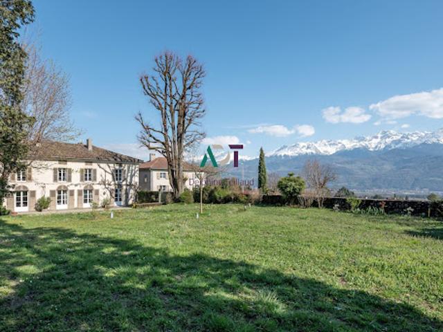 Vente Maison 12 pièces 372 m2 Biviers