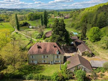 Vente Maison 12 pièces 375 m2 Cazals