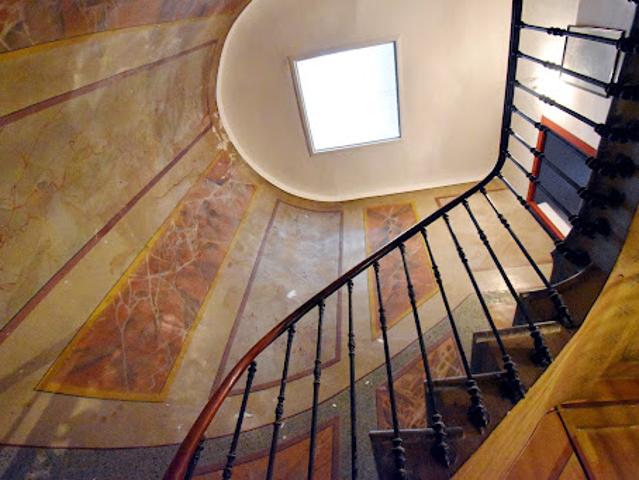Vente Maison 12 pièces 391 m2 Saint Geniès de Fontedit