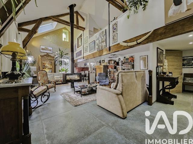 Vente Maison 12 pièces 300 m2 Vézins de Lévézou