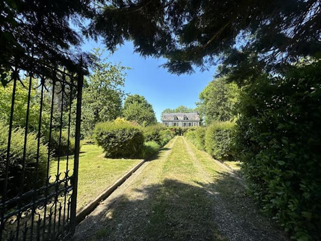 Vente Maison 12 pièces 300 m2 Cauville sur Mer