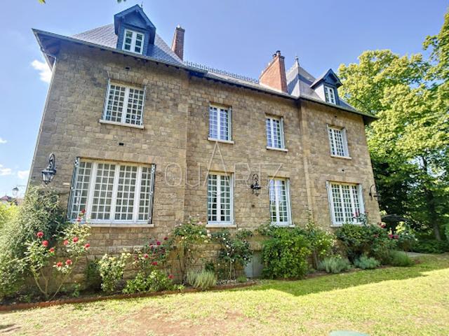 Vente Maison 12 pièces 300 m2 Cergy