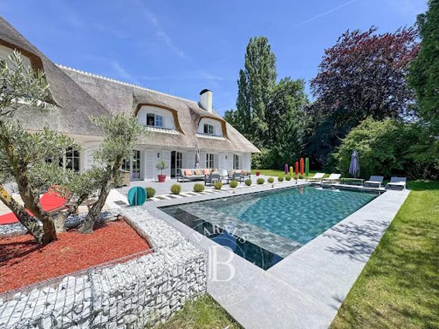 Vente Maison 12 pièces 300 m2 Chambery