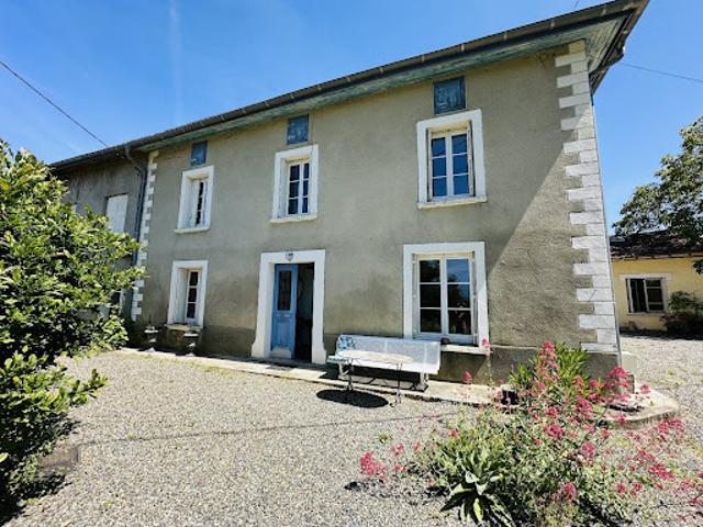 Vente Maison 12 pièces 300 m2 Lasserre