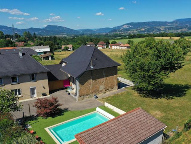 Vente Maison 12 pièces 300 m2 Chimilin