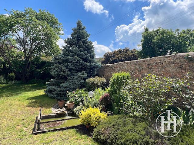 Vente Maison 12 pièces 307 m2 Montluçon