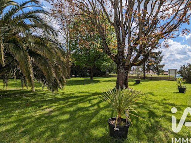 Vente Maison 12 pièces 307 m2 Saint Sulpice de Royan