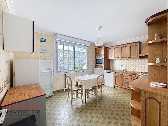 Vente Maison 12 pièces 310 m2 Lesneven