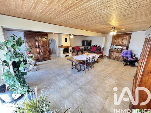 Vente Maison 12 pièces 316 m2 Condac