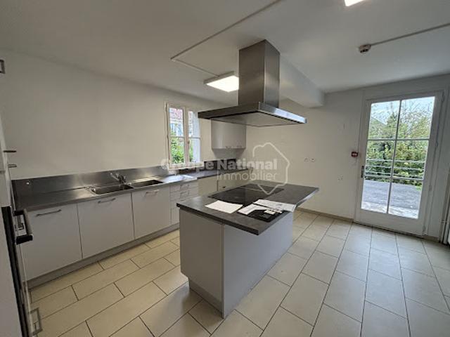 Vente Maison 12 pièces 319 m2 Pierrefonds