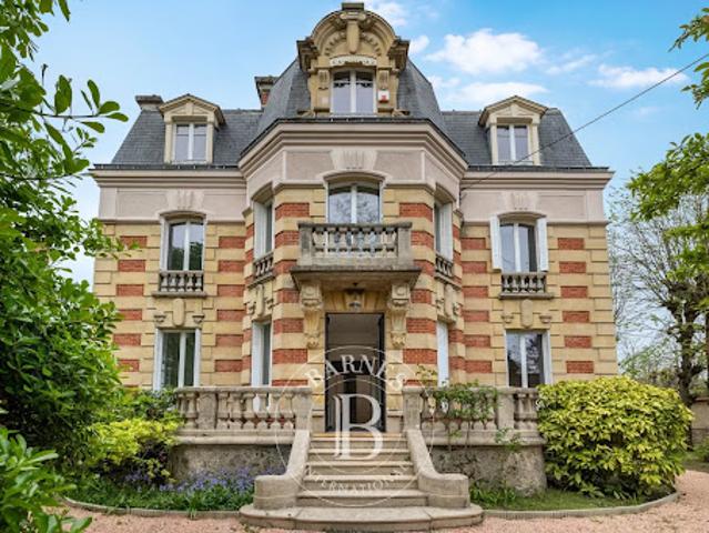 Vente Maison 12 pièces 323 m2 Chatou