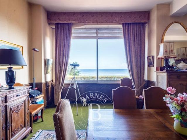 Vente Maison 12 pièces 323 m2 Saint Laurent sur Mer