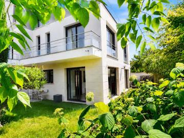 Vente Maison 12 pièces 324.44 m2 Chatou