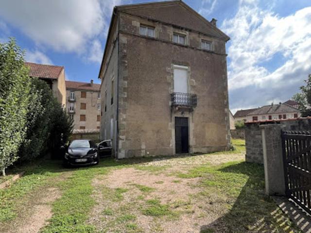 Vente Maison 12 pièces 335 m2 Autun